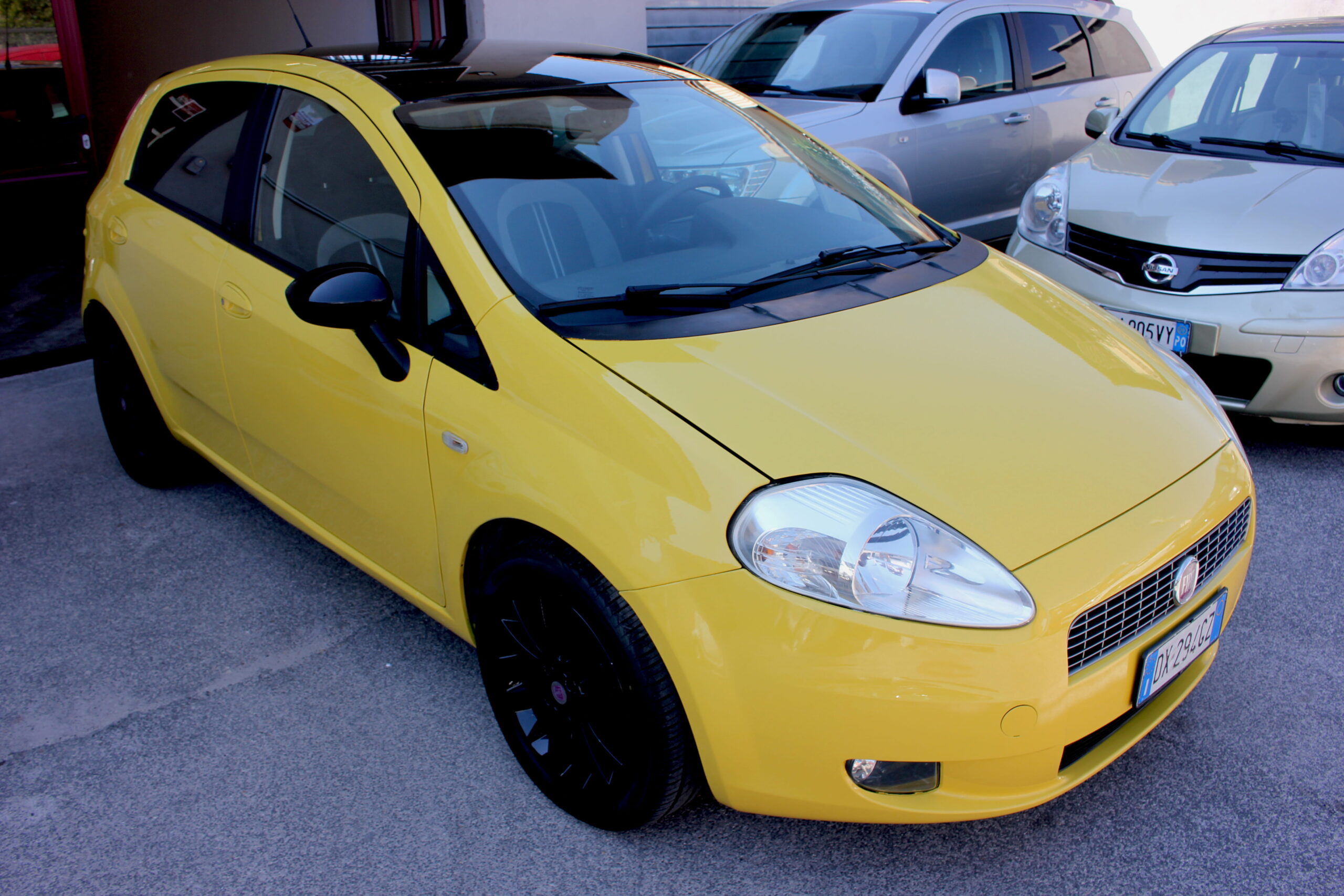 FIAT GRANDE PUNTO 1.4 FIRE 77 CV 5 PORTE FUN - immagine 4