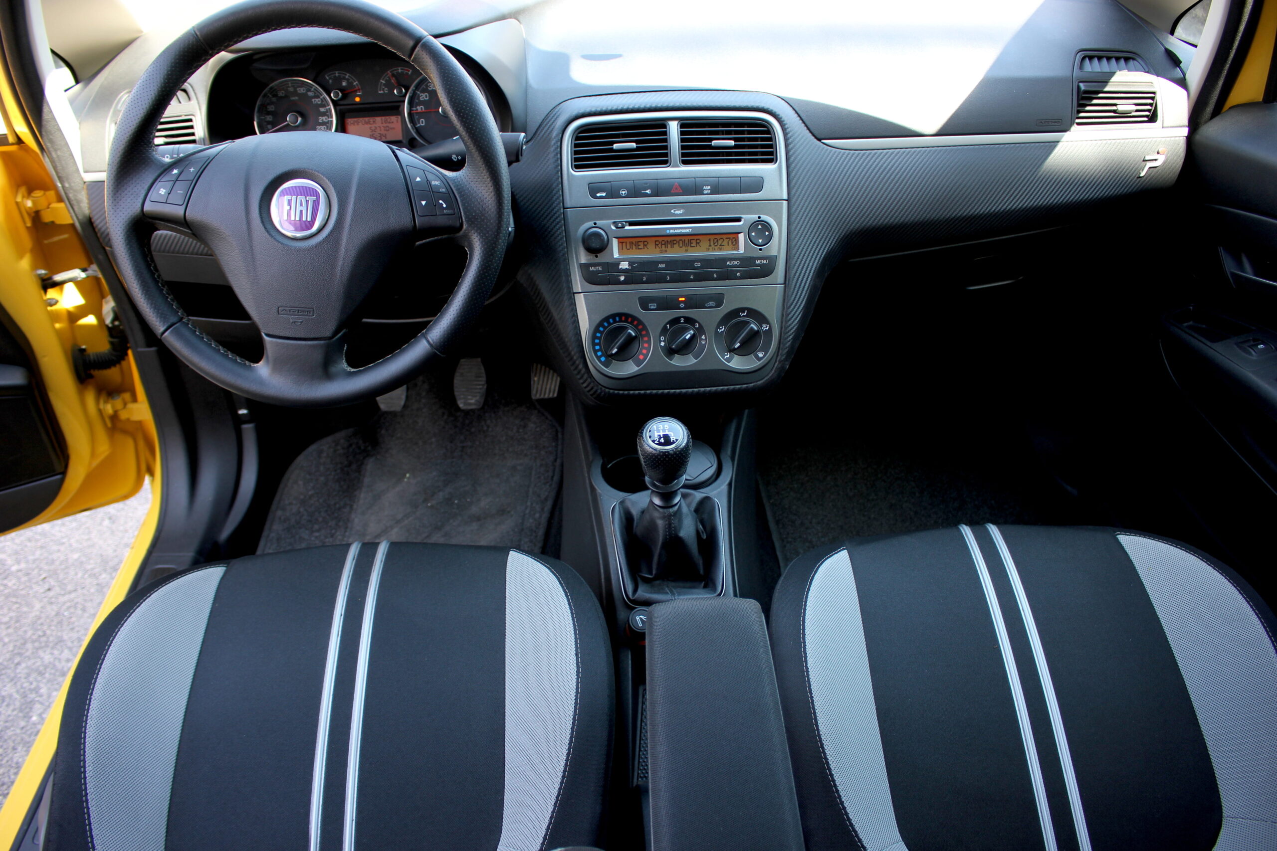 FIAT GRANDE PUNTO 1.4 FIRE 77 CV 5 PORTE FUN - immagine 12