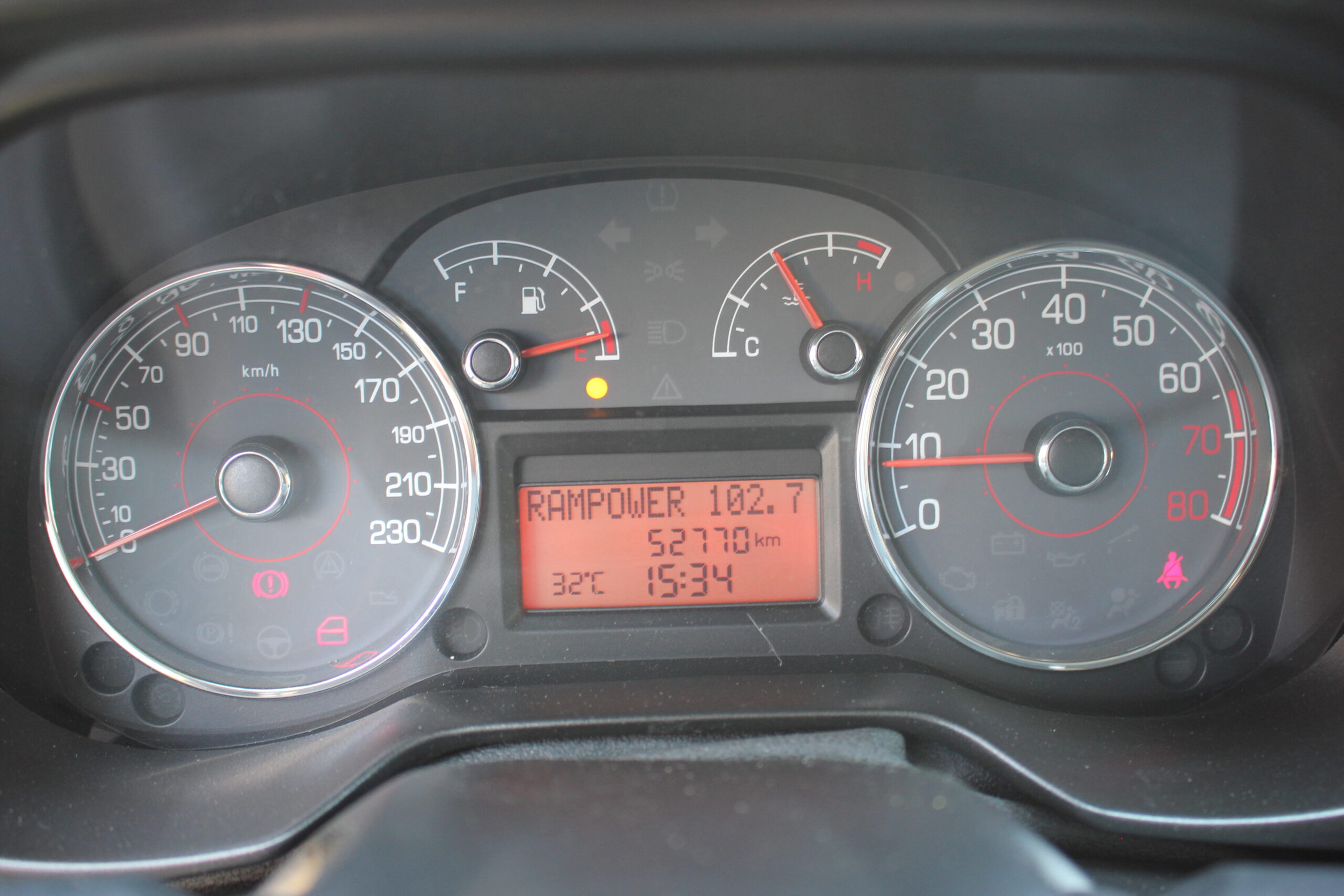 FIAT GRANDE PUNTO 1.4 FIRE 77 CV 5 PORTE FUN - immagine 14