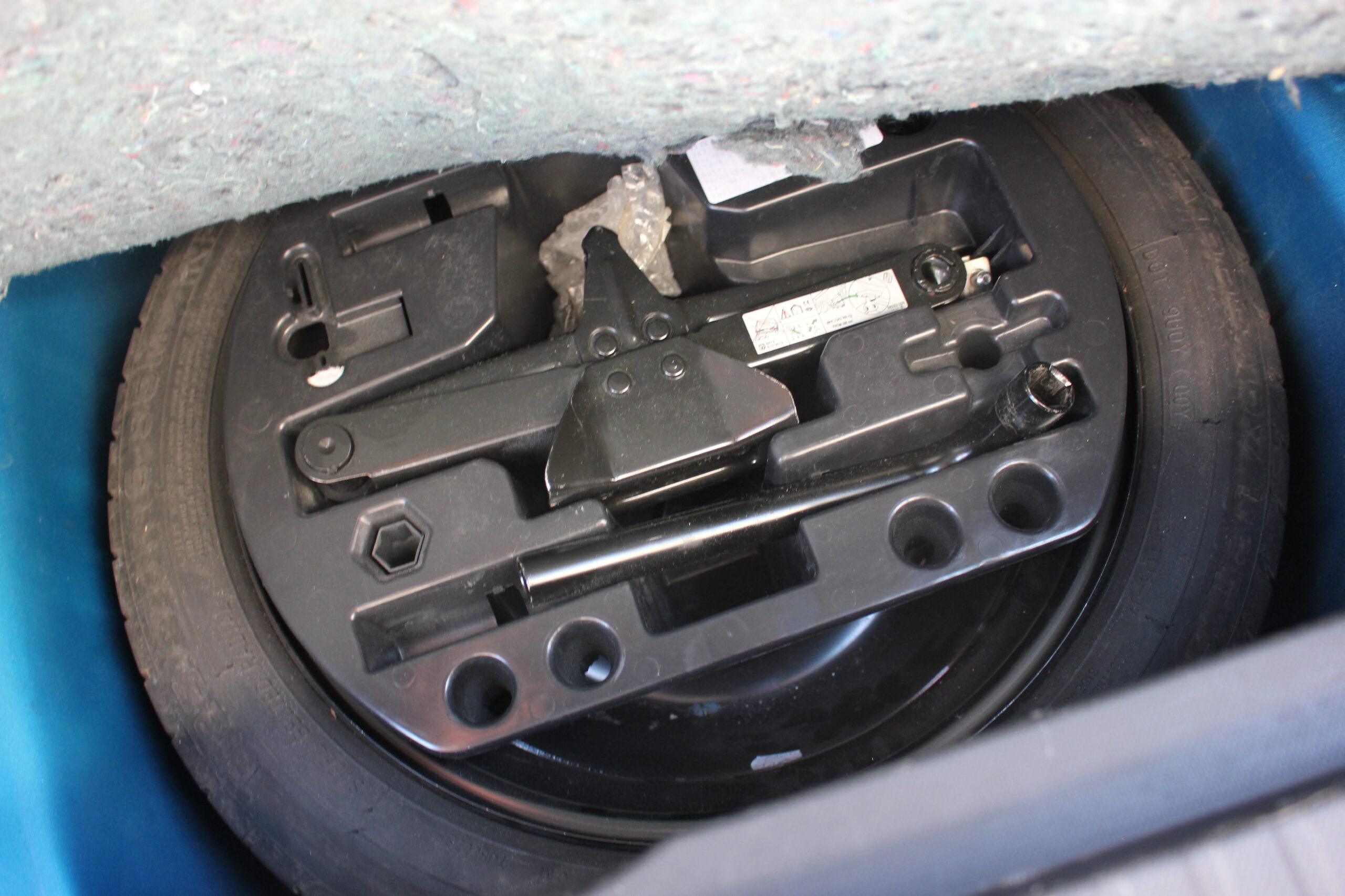 RENAULT CAPTUR 0.9 TCE 90 CV ENERGY ZEN - immagine 12