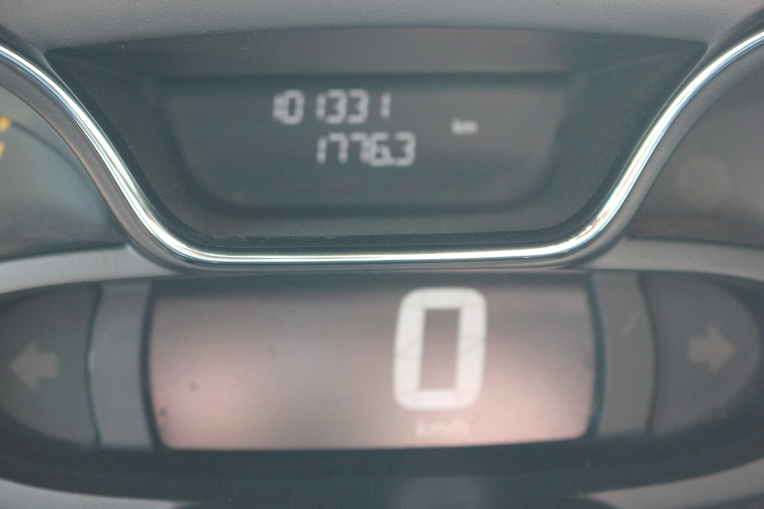 RENAULT CAPTUR 0.9 TCE 90 CV ENERGY ZEN - immagine 20